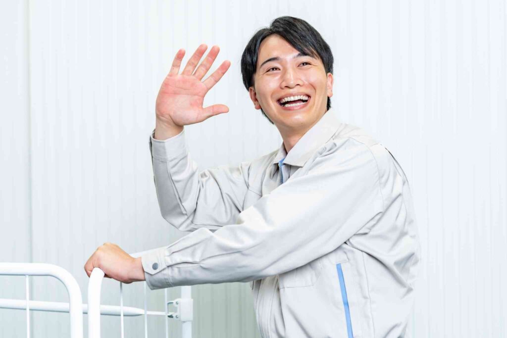 笑顔の男性